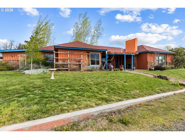 24 Ne MOUNT HEBRON Dr, Pendleton, OR 97801
