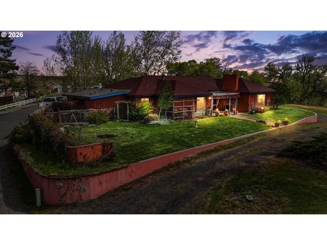 24 Ne MOUNT HEBRON Dr, Pendleton, OR 97801