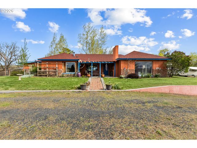 24 Ne MOUNT HEBRON Dr, Pendleton, OR 97801