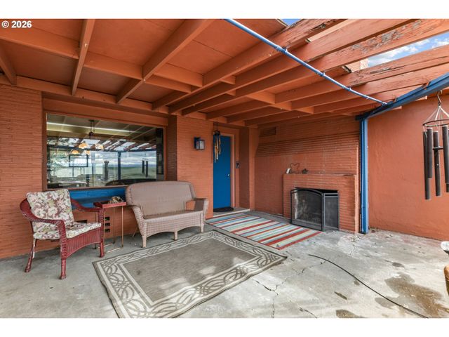 24 Ne MOUNT HEBRON Dr, Pendleton, OR 97801