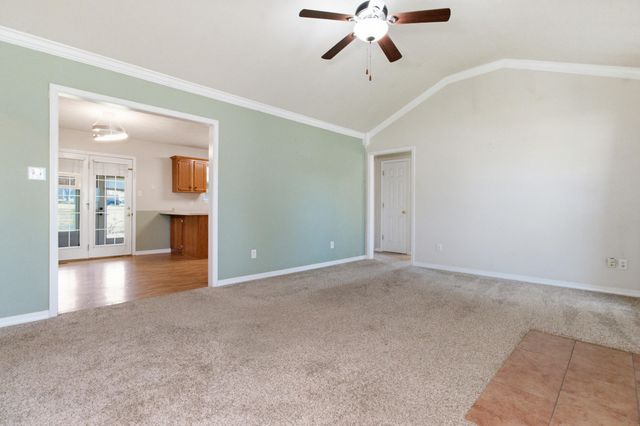 1926 Meadowbrook Drive, West Plains, MO 65775