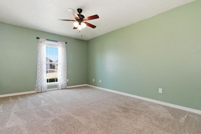 1926 Meadowbrook Drive, West Plains, MO 65775