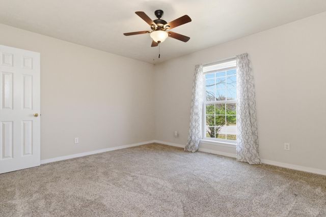 1926 Meadowbrook Drive, West Plains, MO 65775