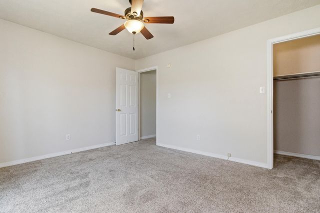 1926 Meadowbrook Drive, West Plains, MO 65775