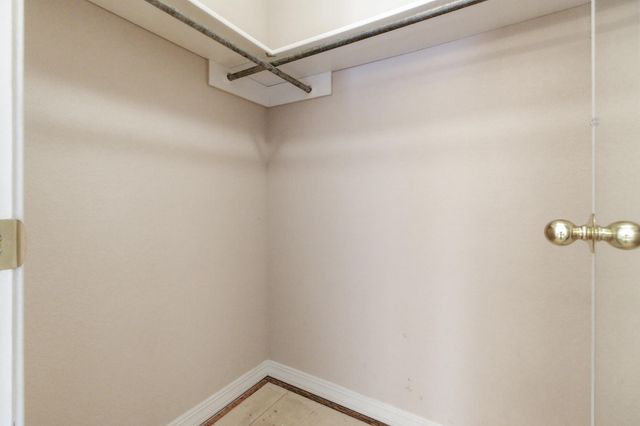 1926 Meadowbrook Drive, West Plains, MO 65775