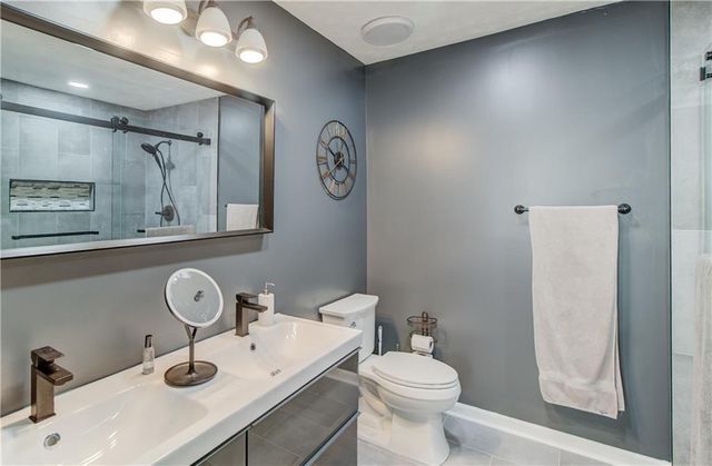 2230 Hawks Bluff Trail, Lawrenceville, GA 30044