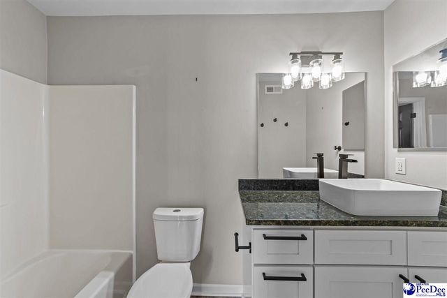 531 3rd Loop Rd APT A, Florence, SC 29505