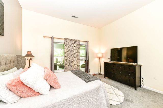 5479 Deer Creek Avenue, Indianapolis, IN 46254