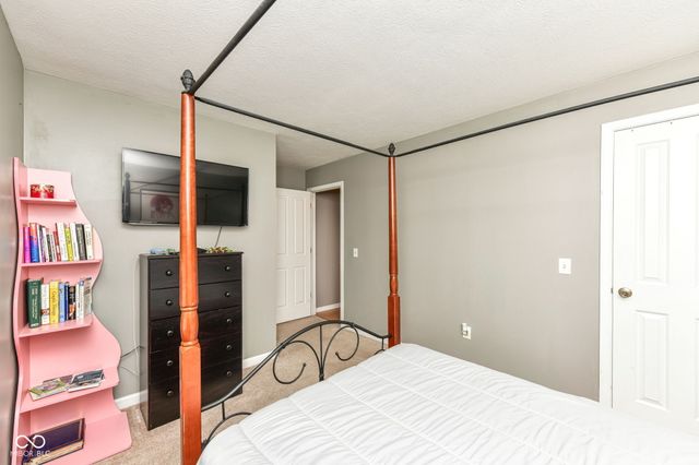 5479 Deer Creek Avenue, Indianapolis, IN 46254