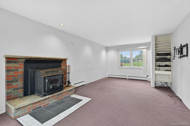 155 Pine Tree Road, Monroe, NY 10950