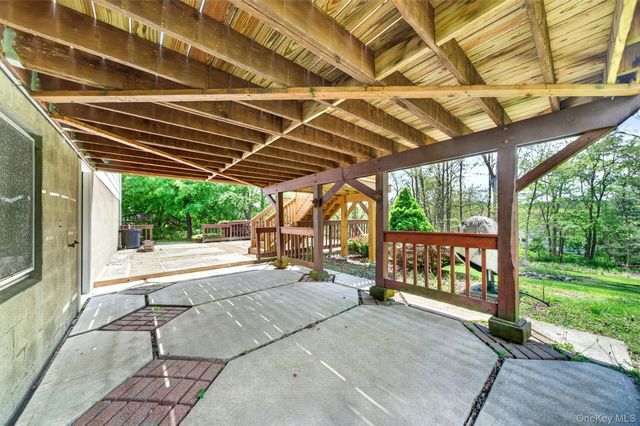 155 Pine Tree Road, Monroe, NY 10950