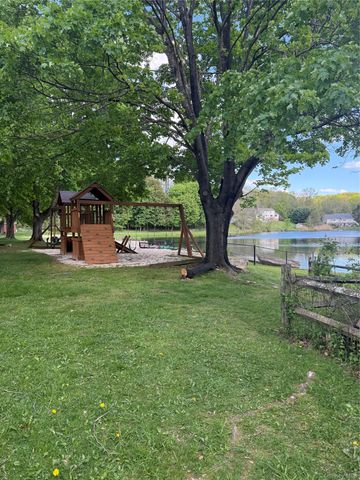 155 Pine Tree Road, Monroe, NY 10950