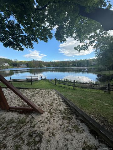 155 Pine Tree Road, Monroe, NY 10950