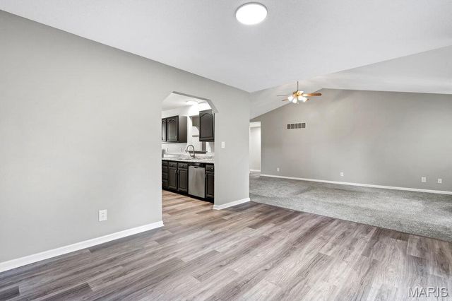 528 Andra Drive, Maryville, IL 62062