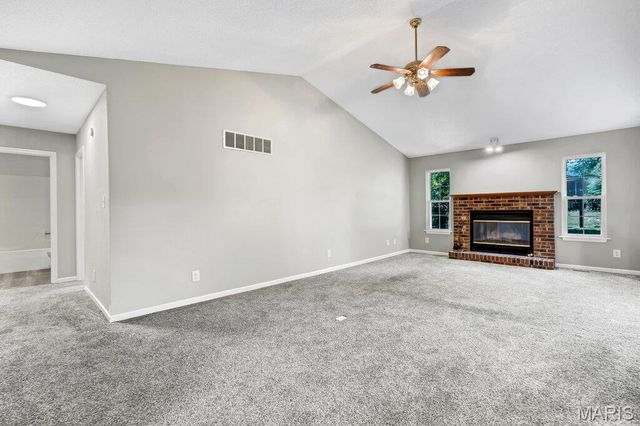 528 Andra Drive, Maryville, IL 62062