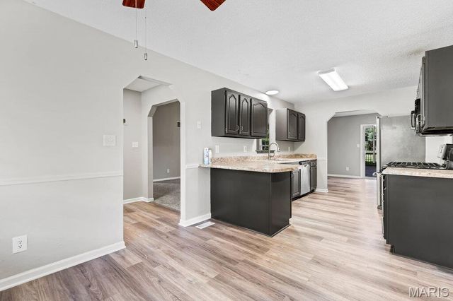 528 Andra Drive, Maryville, IL 62062