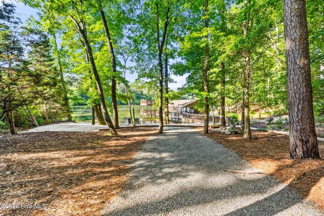 105 Shallow Ford Drive, Rockingham, NC 28379