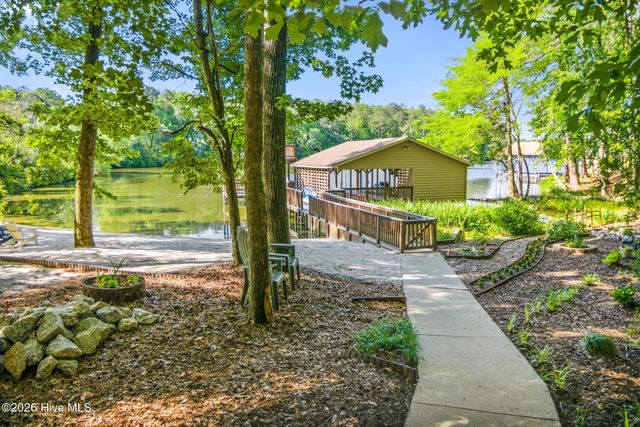 105 Shallow Ford Drive, Rockingham, NC 28379