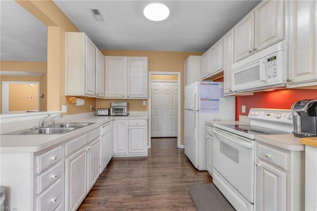 5277 Summer CRES, Virginia Beach, VA 23462