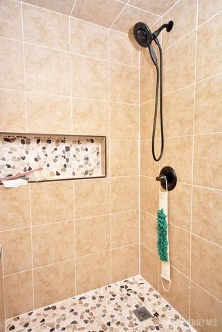 620 S Randolphville Road, Piscataway, NJ 08854