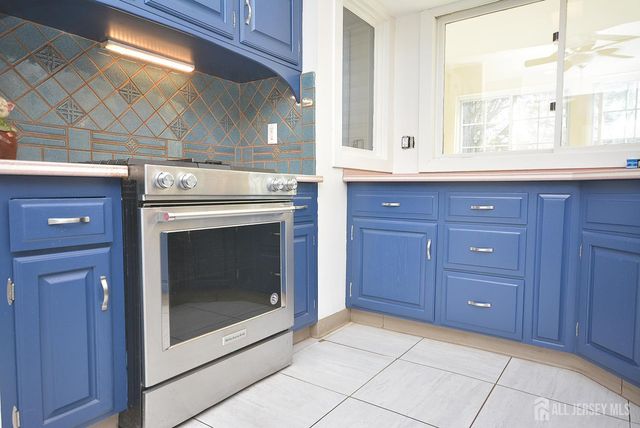 620 S Randolphville Road, Piscataway, NJ 08854