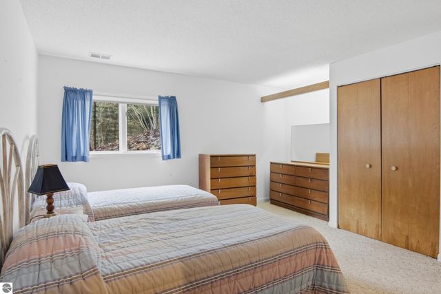 4165 Holiday North Court, Traverse City, MI 49686