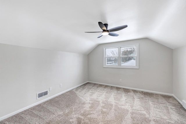 1133 CARDINAL LANE, Green Bay, WI 54313