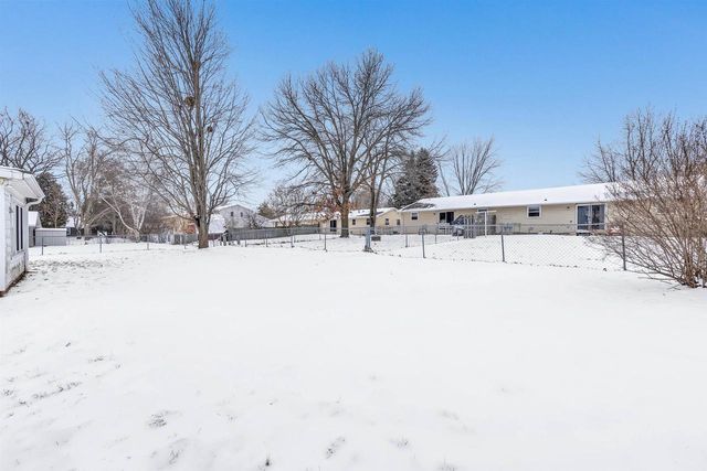 1133 CARDINAL LANE, Green Bay, WI 54313