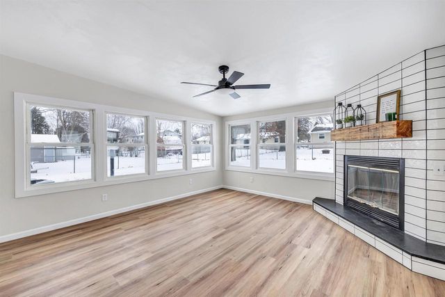 1133 CARDINAL LANE, Green Bay, WI 54313