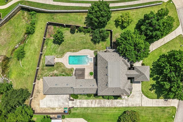 2237 High Country Drive, Carrollton, TX 75007