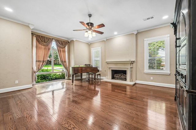 2237 High Country Drive, Carrollton, TX 75007