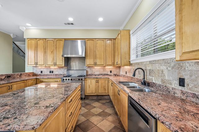 2237 High Country Drive, Carrollton, TX 75007