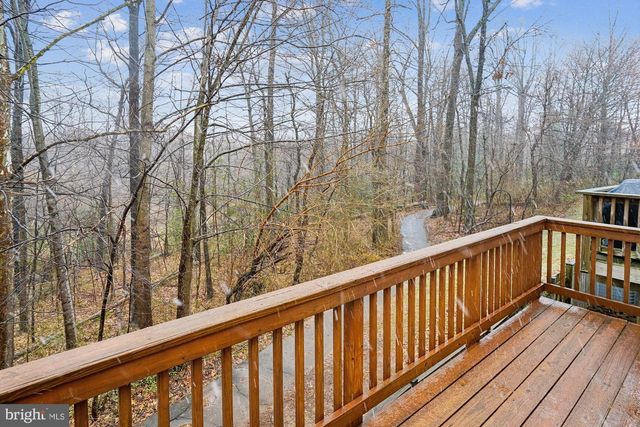 4201 LOWER PARK DR, Fairfax, VA 22030