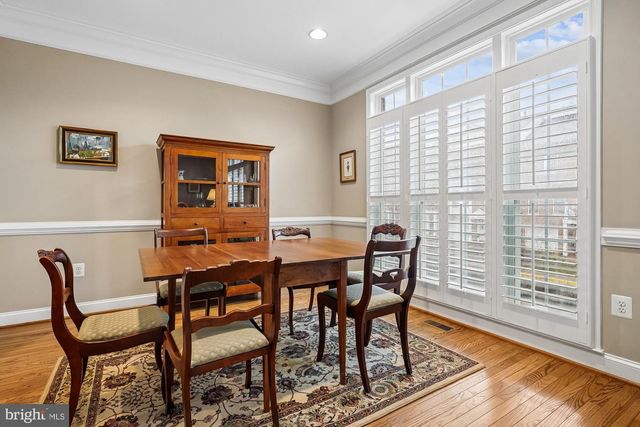 4201 LOWER PARK DR, Fairfax, VA 22030