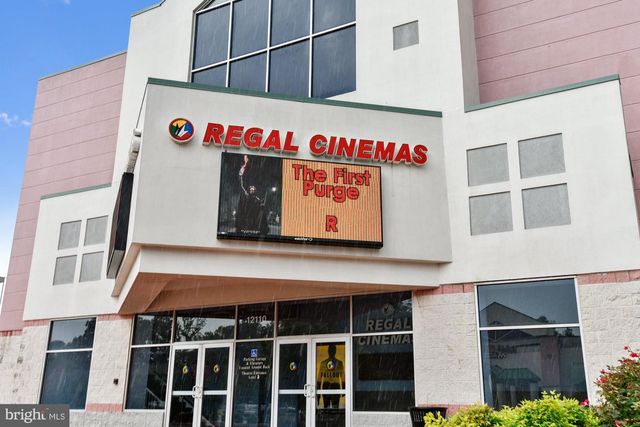 4201 LOWER PARK DR, Fairfax, VA 22030