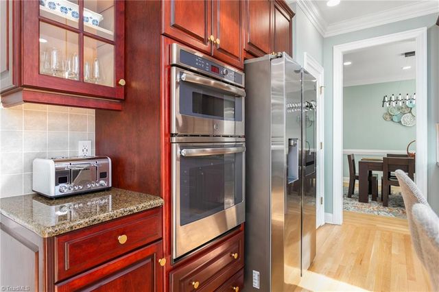 6003 Morganshire Drive, Summerfield, NC 27358