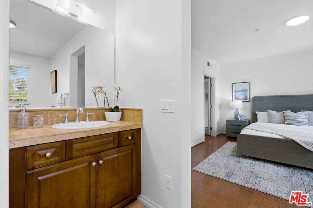 Image 24 of property listing at 13031 Villosa Place 142, Playa Vista, CA 90094