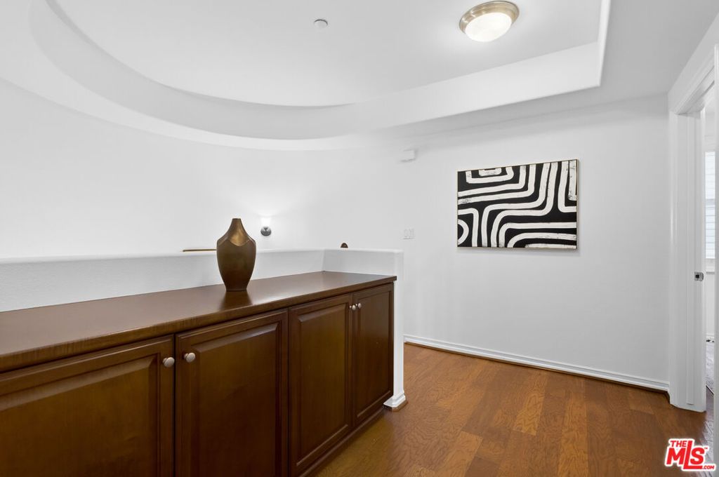 Image 26 of property listing at 13031 Villosa Place 142, Playa Vista, CA 90094