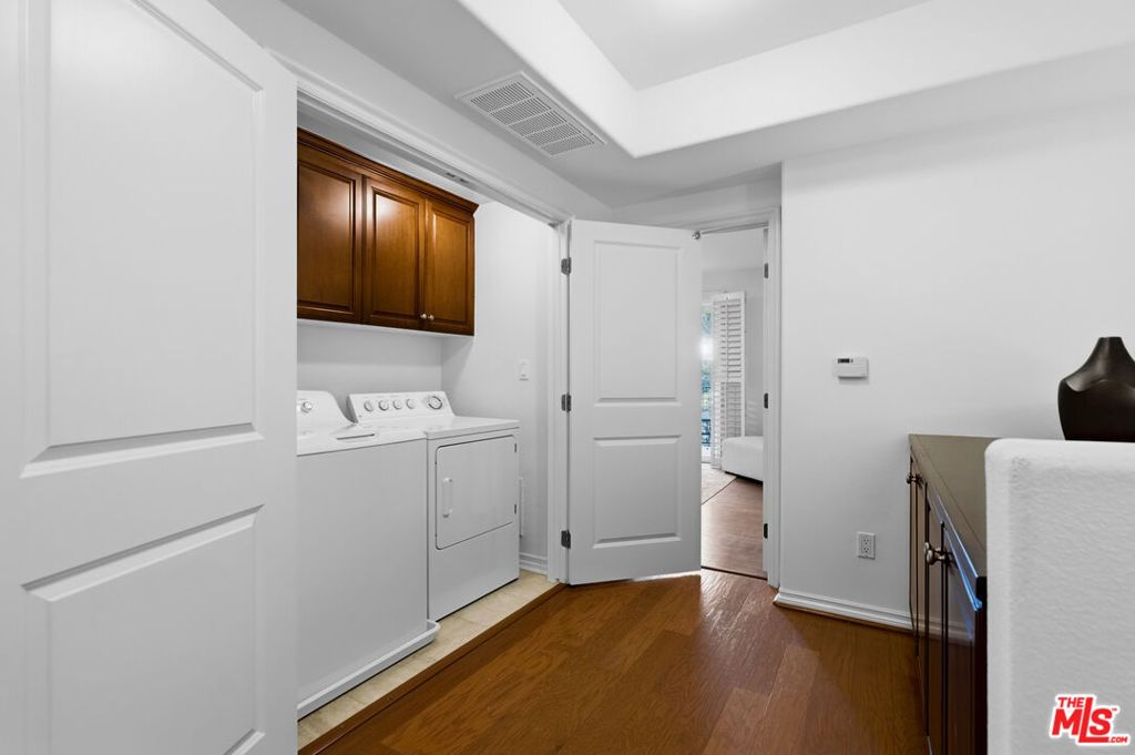Image 29 of property listing at 13031 Villosa Place 142, Playa Vista, CA 90094