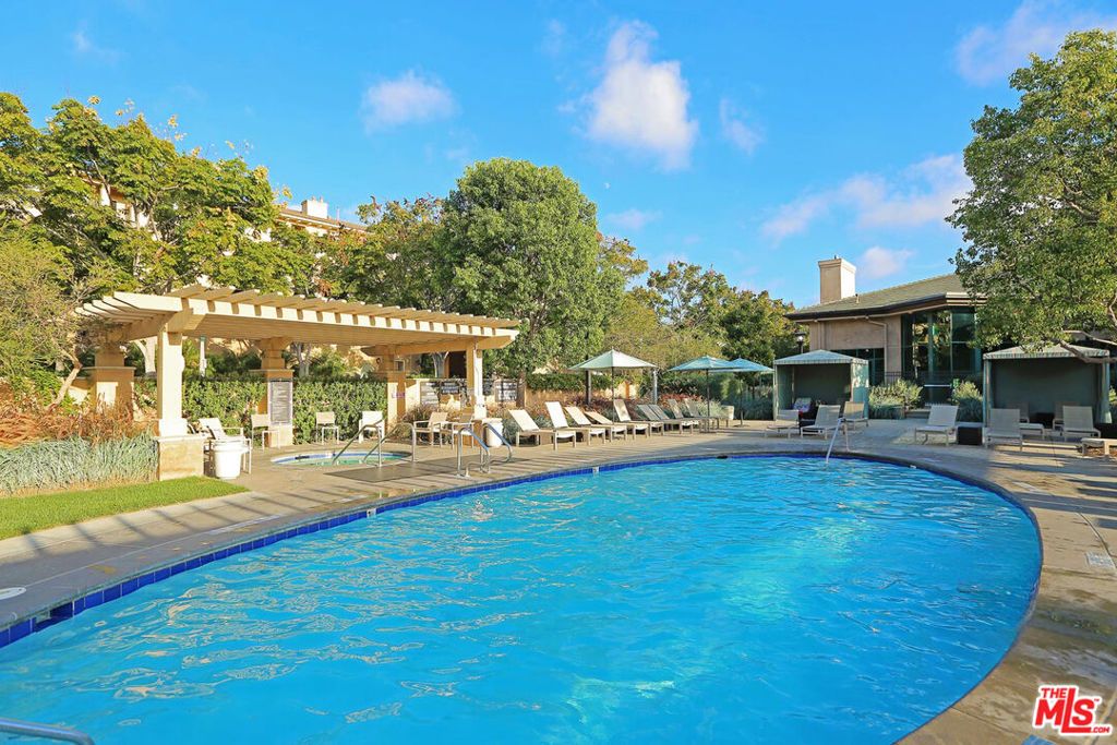 Image 37 of property listing at 13031 Villosa Place 142, Playa Vista, CA 90094