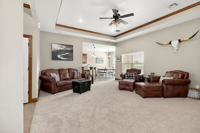 1405 NE Limestone Way, Elgin, OK 73538