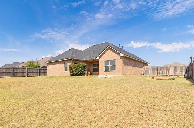 1405 NE Limestone Way, Elgin, OK 73538