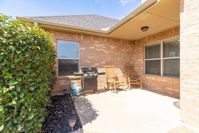 1405 NE Limestone Way, Elgin, OK 73538