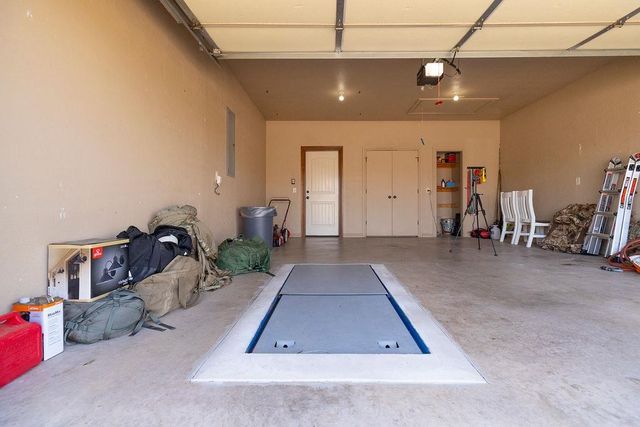 1405 NE Limestone Way, Elgin, OK 73538