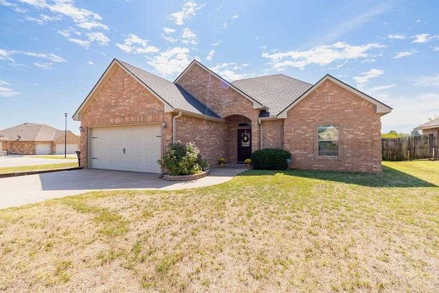 1405 NE Limestone Way, Elgin, OK 73538