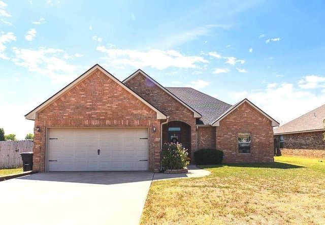 1405 NE Limestone Way, Elgin, OK 73538