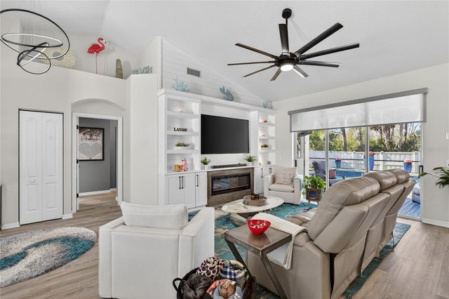 10433 OLD GROVE CIRCLE, Bradenton, FL 34212