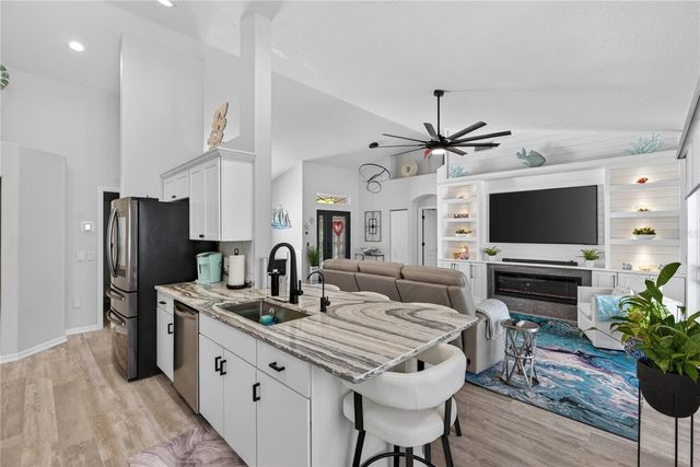 10433 OLD GROVE CIRCLE, Bradenton, FL 34212