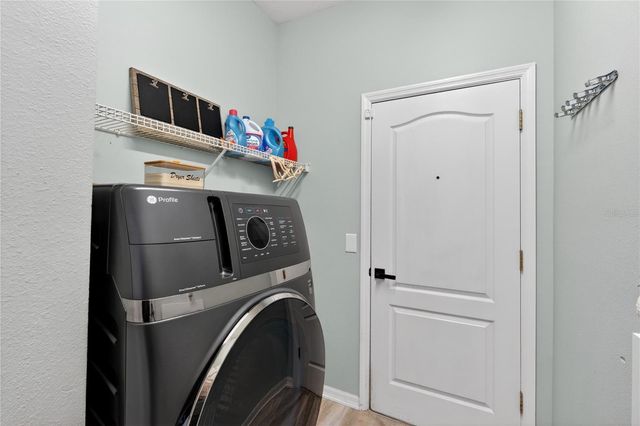 10433 OLD GROVE CIRCLE, Bradenton, FL 34212