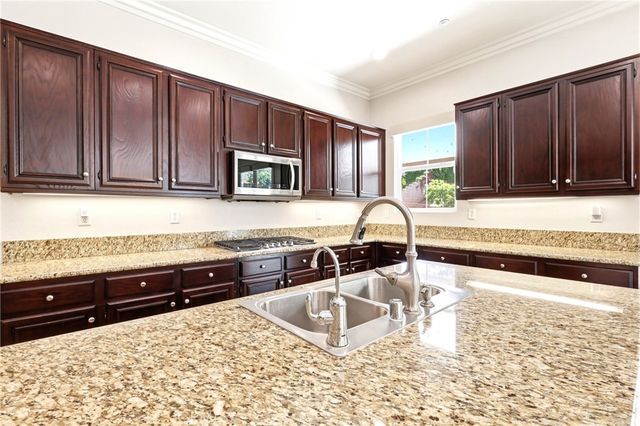 1788 Brittany, Redlands, CA 92374